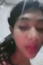 Abg Safira Sepong Dildo